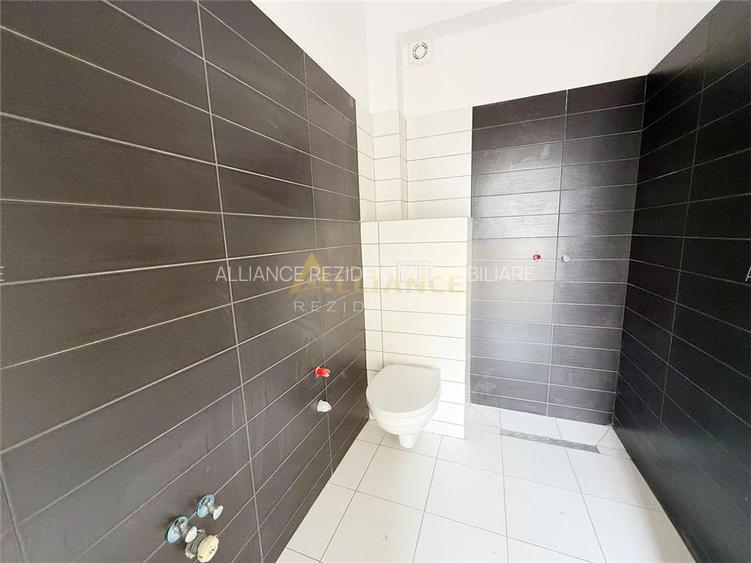 Duplex / 6 Camere / 3 Bai / Teren 250 mp - 13