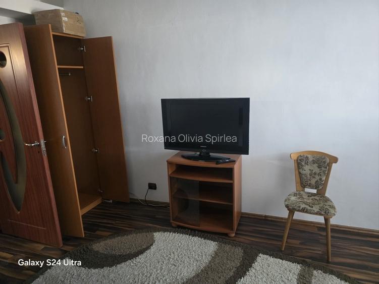 Se vinde garsoniera Imobilul este amplasat la etajul 3 complet, cartier linistit - 7