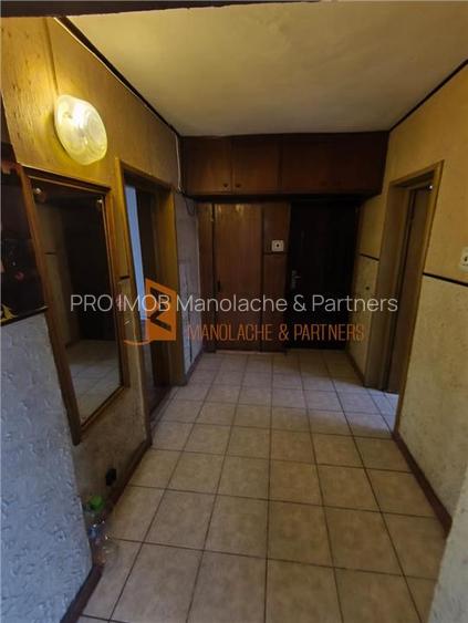 Apartament 3 camere cf 1 decomandat zona 23 August - 7