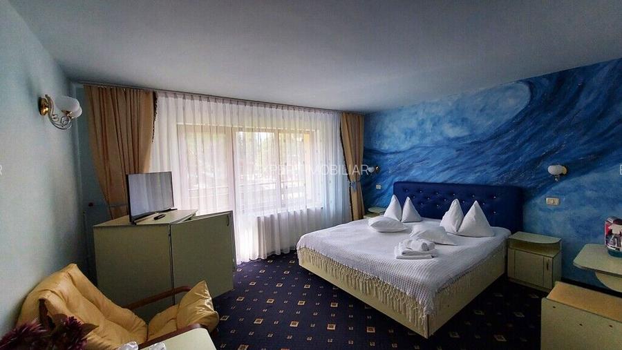 Vanzare pensiune in statiunea  Predeal-Cioplea 15 camere - 8