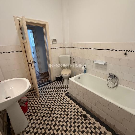 Cotroceni, parter de vila, intrare separata, 3 camere 80mp, garaj - 10