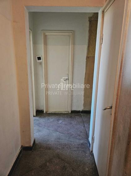 Apartament cu 2 Camere Et.6/10,  De vanzare, Str Libertatii - 7
