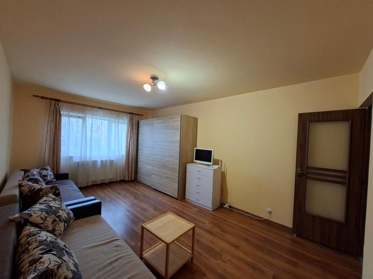 De inchiriat 2 camere
