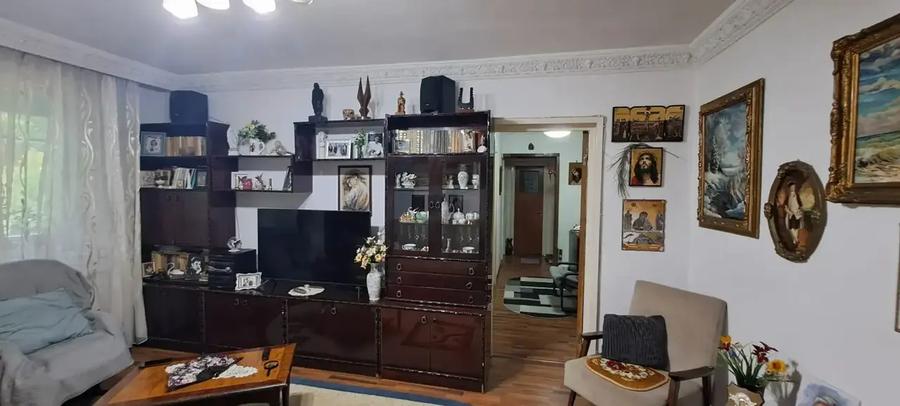 IULIU MANIU GORJULUI DEZROBIRII 4 CAMERE BLOC 1970