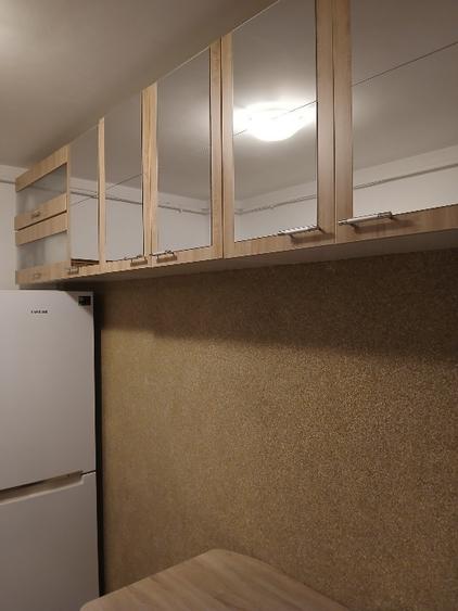 Proprietar vand apart. 2 camere decomandat mobilat utilat Solstitiului 27