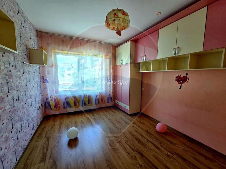 Apartament cu 3 camere de vânzare, parcare– Șesul de Sus, Florești - 5