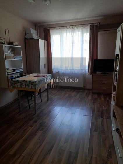 Apartament 3 camere decomandat Drumul Taberei - 2