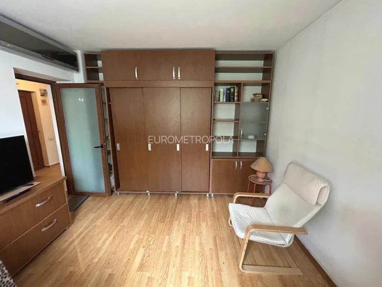 Vanzare apartament 2 camere decomandat cu centrala proprie - 2