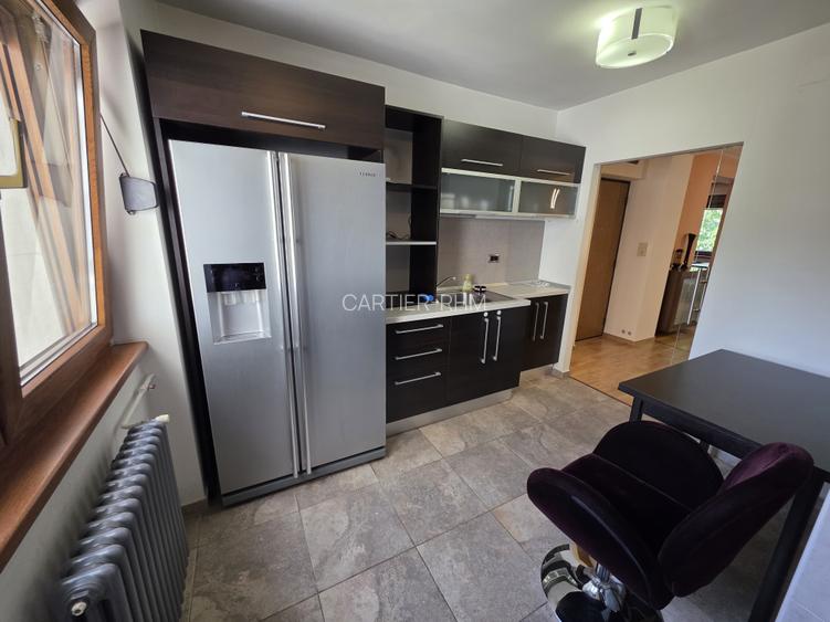 🏡 Apartament cu 4 camere situat în zona Facultății de Medicină- 2475 - 24