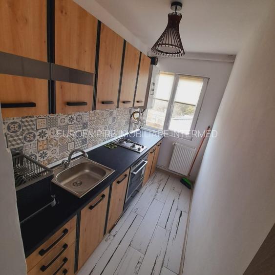 Apartament de  închiriat cu 3 camere, zona Tomis Nord - 7