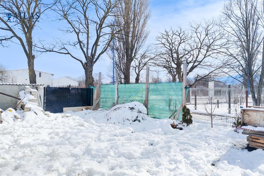 Casă duplex P+E, 4 cam,teren 480 mp, garaj, potențial amenajare, C. Feldioarei - 8