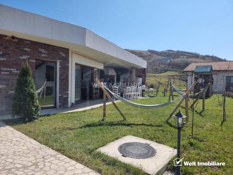 De vanzare doua case, teren 1000 mp, Sannicoara - 3