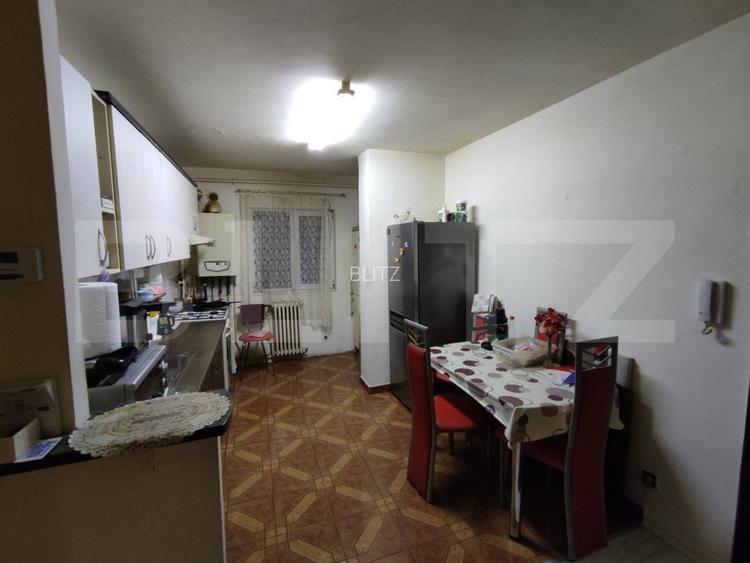 Apartament de vanzare, cu 3 camere, 63,54 mp, zona Zorilor - 10