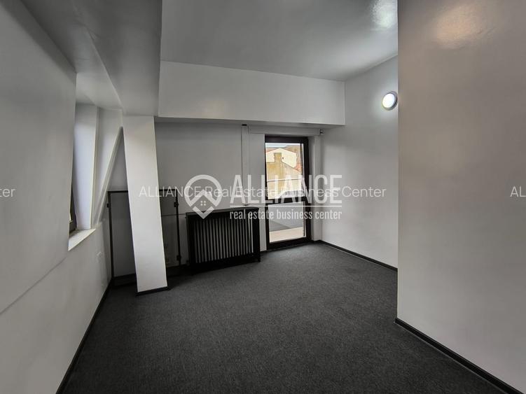 CENTRU PIATA UNIRII - Birouri luminoase cu terasa ! - 14