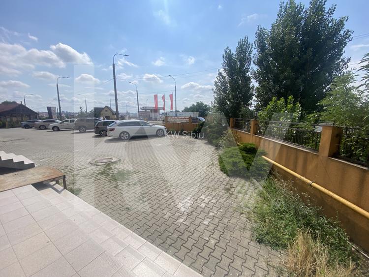 Spatiu comercial 2 camere in zona Turnisor Sibiu 132mpu stradal 6 locuri parcare - 9