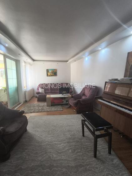OFERTA DEOSEBITA STADION CASA CU 5 CAMERE, 165 MP PRET 199000 EURO - 2
