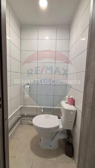 Spațiu comercial de închiriat vis-a-vis de Primaria Mangalia-87mp - 14