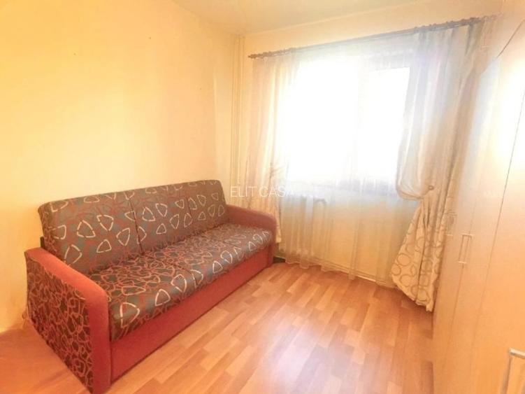 Apartament 3 camere, etajul 3/4, zona Alexandru cel Bun - 3