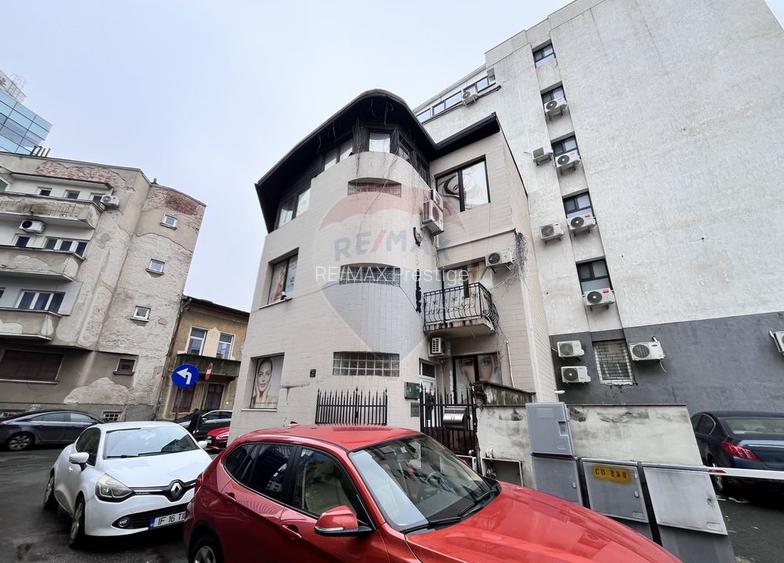 Vila de închiriat 6 camere Piata Victoriei - 2