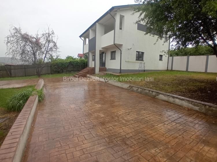 Casa  mare, luminoasa, spatioasa cu 5 camere, doua bai, 400 mp teren, Bucium - 20