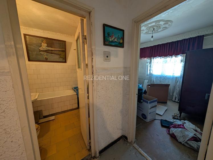 Decomandat, 3 camere - spatios - 6