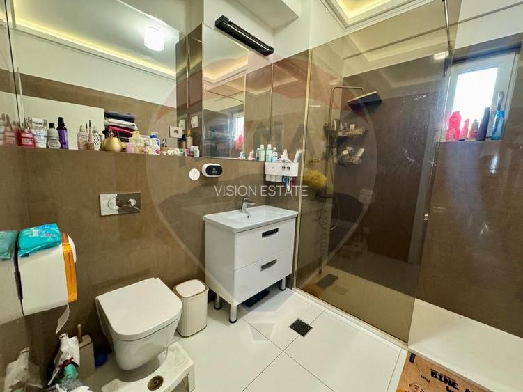 Apartament cu 4 camere de vânzare în zona Sarari - 16