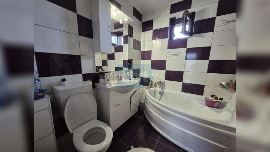 Casa la cheie cu garaj, D+P+E, 200 mpu, 1 400 mpt, central Dezmir - 23