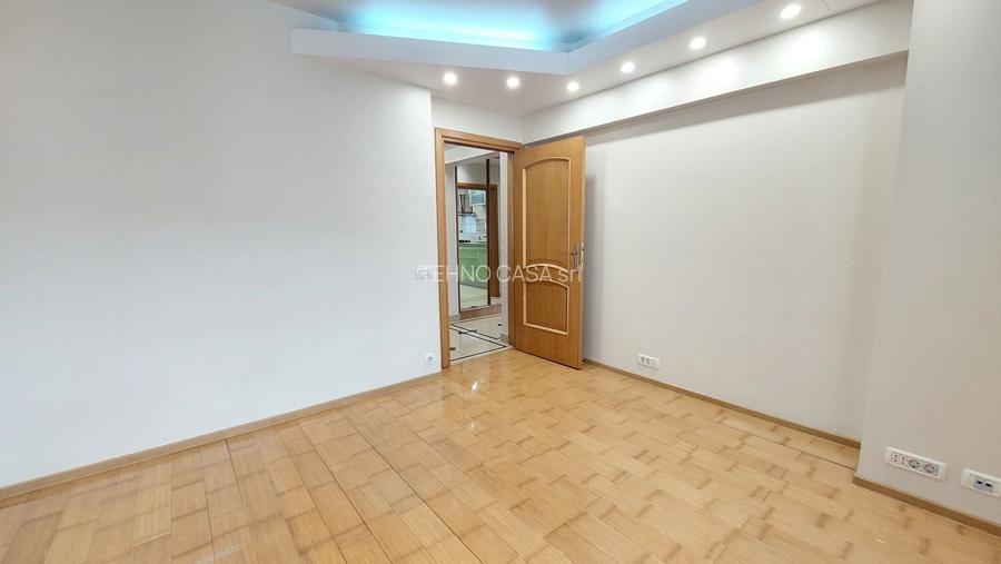 UNIRII, Bd. Mircea Voda, v-a-v ANFP, stradal, decomandat, centrala - 11