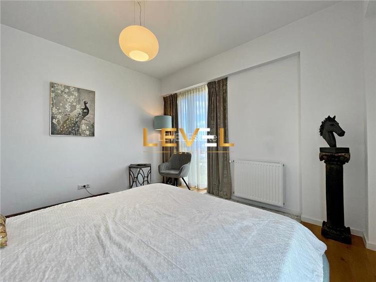 [VIDEO] Triplex Penthouse | 50 SQM Terrace | 2 Parking Spaces | Philips HUE - 28