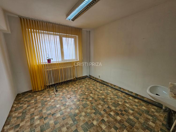 SPAȚIU COMERCIAL DE ÎNCHIRIAT -POSIBILITATE PRELUARE CABINET STOMATOLOGIC - 3