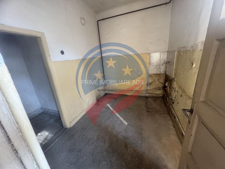 Casa zona Liceul Brancusi - 13