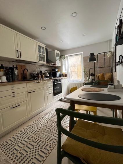 Garsoniera decomandată, Cismigiu, centrala proprie, renovată complet,fara risc. - 3