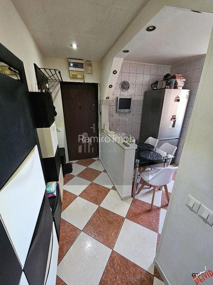 Vanzare apartament 3 camere |  Crangasi |  Prox Metrou |  Tramvai 41 - 7