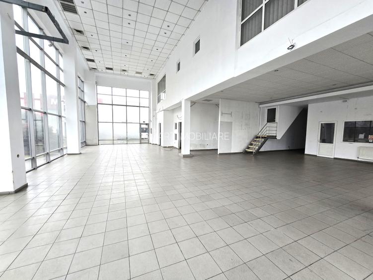 Showroom Capat Canta 265mp , 5 locuri parcare - 4
