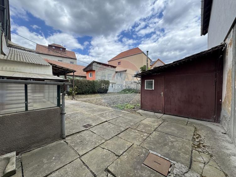 Casă Ultracentrală Singur în Curte,457 mp Teren, str. Brâncoveanu - 2