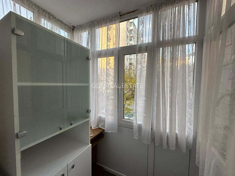 Apartament doua camere, 43mp, cartier Craiovita Noua, zona Niela - 9