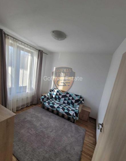 Lazu, casa 5 camere 140mp P+1, loc de parcare in curte  - 7