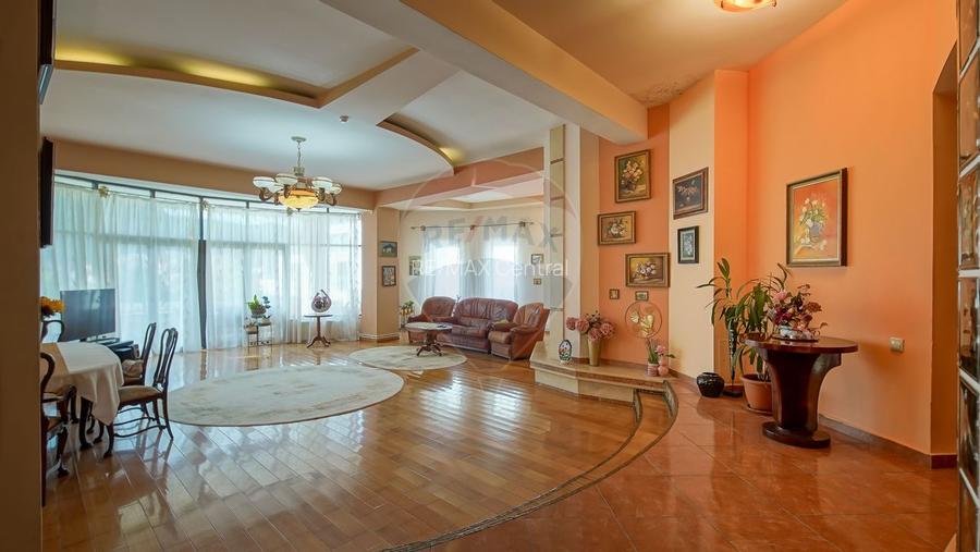 Casă / Vilă de vânzare – Strada Sitei nr. 42, Brașov - 17