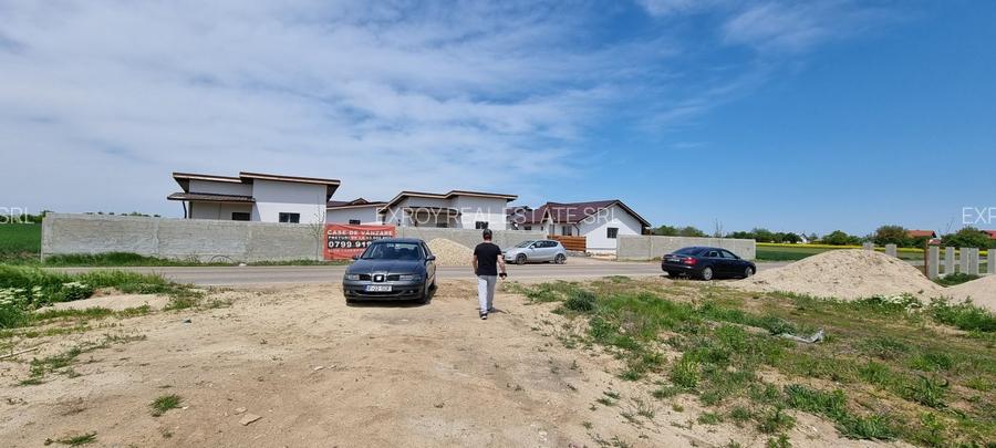 Crevedia terenuri parcelate Samurcasi - 2