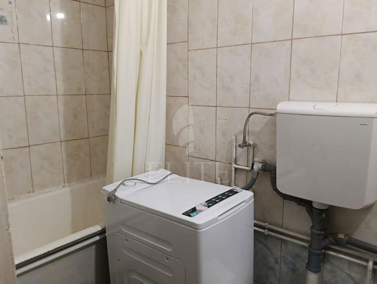 Apartament o camera în zona SEMICENTRALA