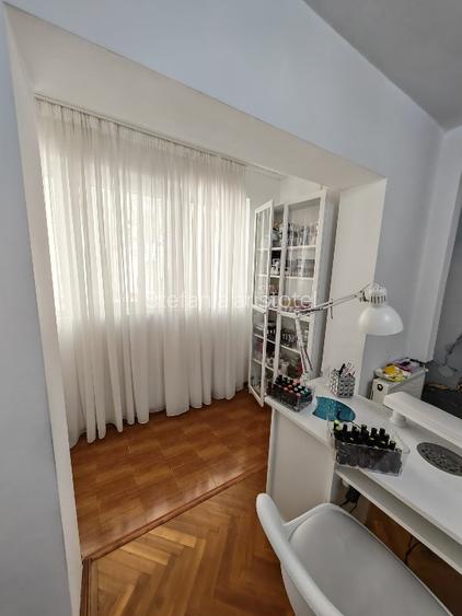 Spatiu ideal clinica/salon/birou,parter,acces stradal adiacent Decebal - 8