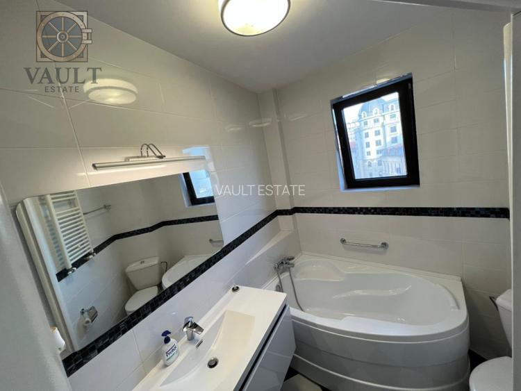 APARTAMENT 4 CAMERE -128 MP, BOXE  13 MP SI MANSARDA 9 MP -CALEA VICTORIEI - 13