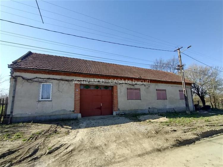 Rachitova, Casa 8 Incaperi, 3800mp Teren, Usor Negociabil - 3