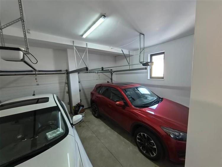 Vila impunatoare cu 6 camere spatioase in stil american