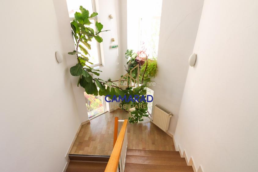 Casă de vânzare cu 12 camere - Piața Iancului/Muncii - 20