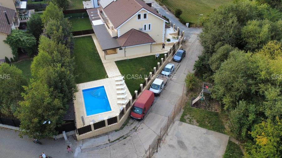 Casă superfinisată, complet mobilată, cu piscină încălzită – 5 camere, 5 băi - 3