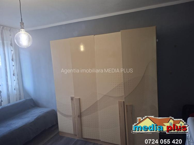 De vanzare garsonieră, parter-Aviatiei - 2