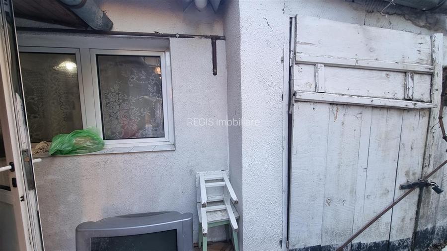 Apartament la casa de 4 camere zona bulevard 15 Noiembrie - 12