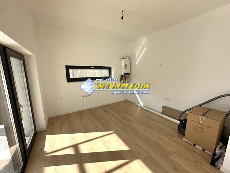 CASA NOUA I 90 MP I FINISATA LA CHEIE I ASFALT I TOATE UTILITATILE I - 17