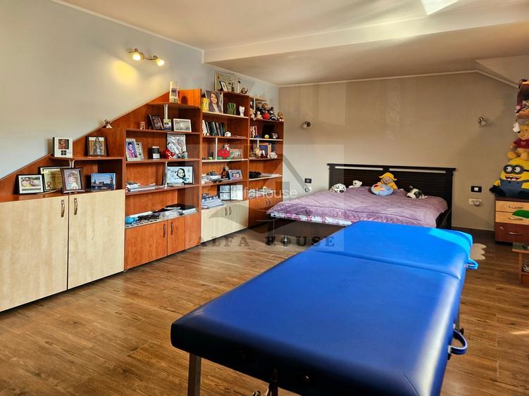 Casă plus Spațiu comercial 741 mp, Teren 906 mp Brasov - zona Blumana - 23